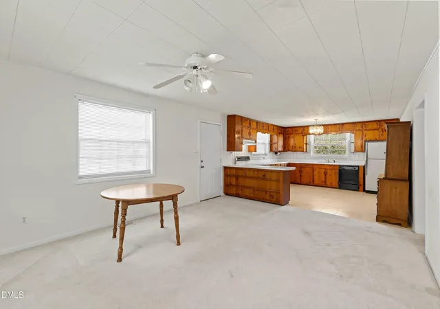 Photo 4 of Single family home for sale at 2307 US 70 A E, Pine Level, NC 27568 | MLS# 10192155 | Listing updated on 2026-09-11