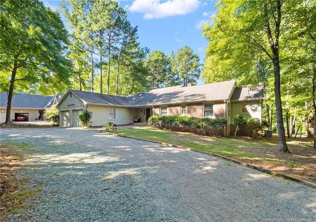 Photo 3 of Single family home for sale at 1903 Wedgewood Dr, Sanford, NC 27332 | MLS# 767707 | Listing updated on 2026-09-11
