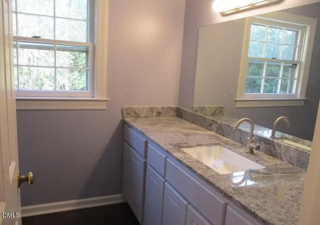 Photo 4 of Single family home for sale at 505 N East St, Roseboro, NC 28382 | MLS# 10192166 | Listing updated on 2026-09-19