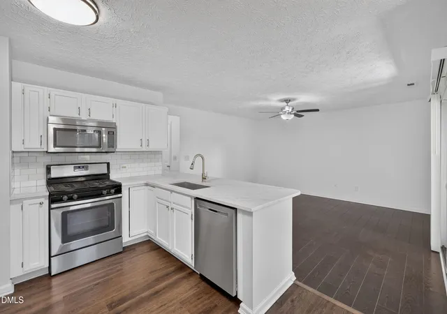 Photo 3 of Single family home for sale at 114 Carmel Woods Ct, Wake Forest, NC 27587 | MLS# 10193024 | Listing updated on 2026-10-04