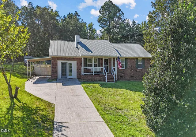 Photo 2 of Sale Pending at 90 Oakridge Ave, Spring Lake, NC 28390 | MLS# 10192458 | Listing updated on 2026-10-01