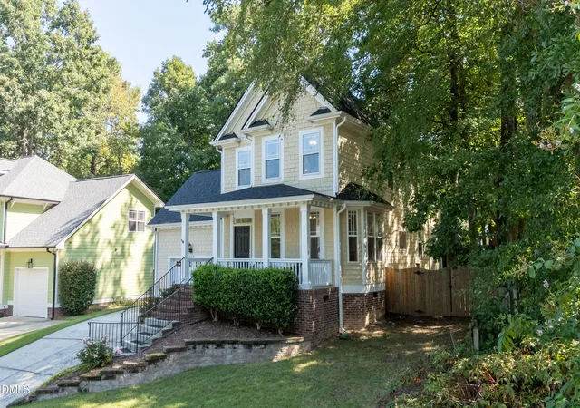 Photo 2 of Single family home for sale at 205 Country Valley Ct, Apex, NC 27502 | MLS# 10193505 | Listing updated on 2026-10-19