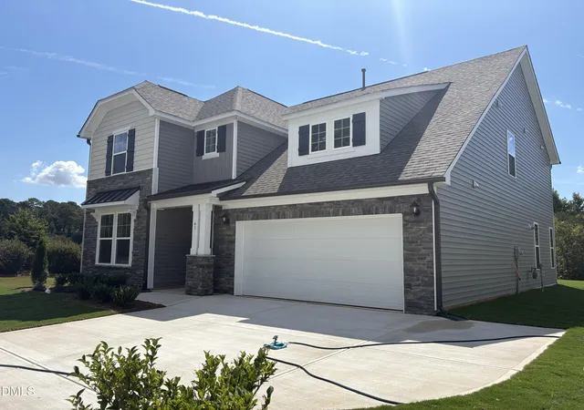 Photo 2 of Single family home for sale at 43 Hay Fld Dr, Lillington, NC 27546 | MLS# 10192205 | Listing updated on 2026-09-11