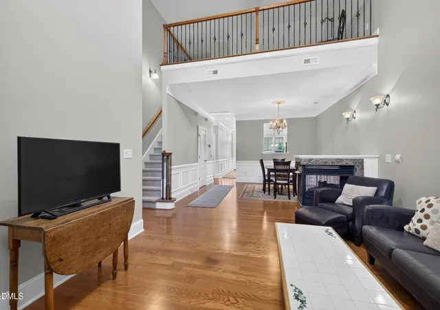 Photo 3 of Sale Pending at 105 Aisling Ct, Cary, NC 27513 | MLS# 10192262 | Listing updated on 2026-09-30