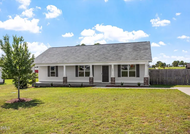 Photo 3 of Sale Pending at 140 Denning Farms Ln, Benson, NC 27504 | MLS# 10192329 | Listing updated on 2026-10-05
