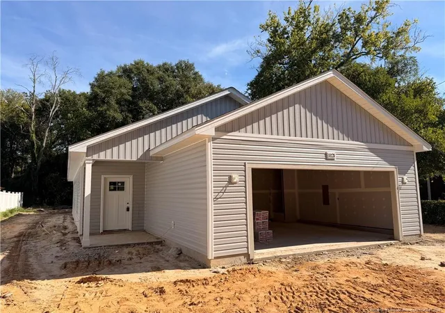 Photo 1 of Single family home for sale at 1121 Turnpike Rd, Fayetteville, NC 28305 | MLS# 769211 | Listing updated on 2026-10-06