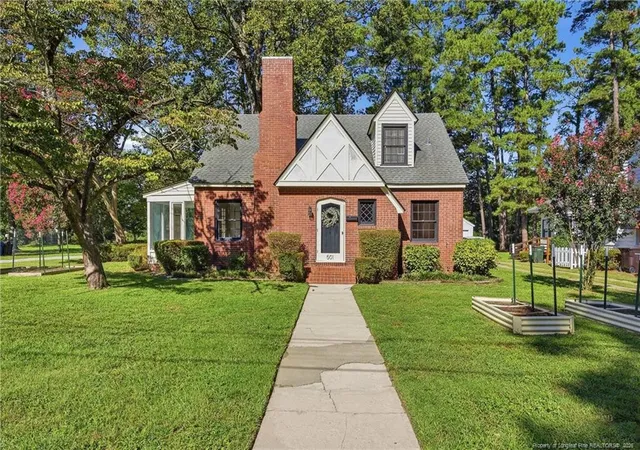 Photo 1 of Single family home for sale at 501 Pilot Ave, Fayetteville, NC 28303 | MLS# 768442 | Listing updated on 2026-10-06