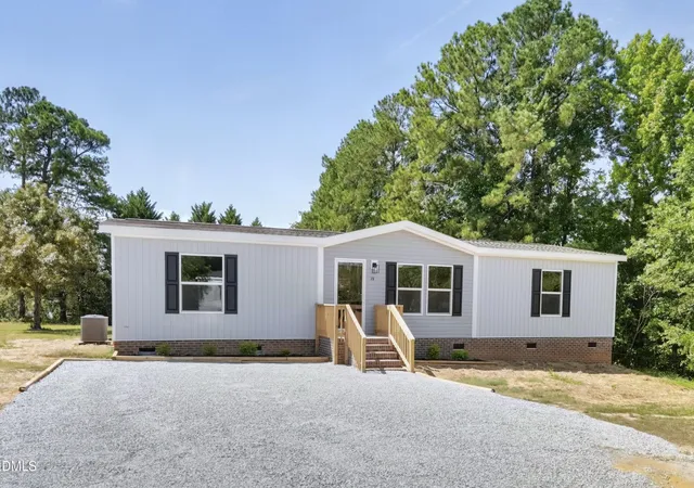 Photo 2 of Manufactured home for sale at 79 Maple St, Coats, NC 27521 | MLS# 10192367 | Listing updated on 2026-09-28
