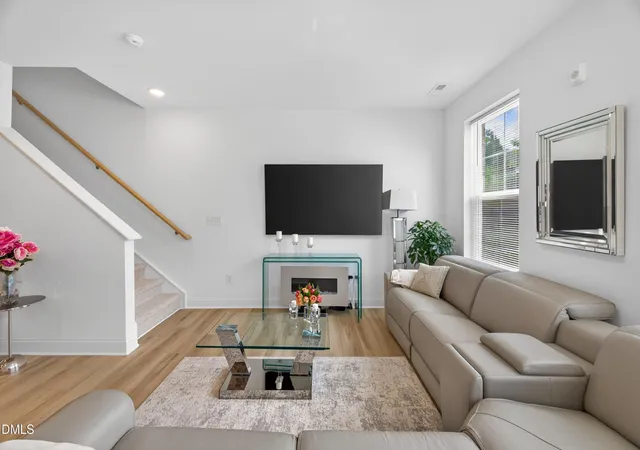 Listing Photo 4 - Condo for sale in building located at 604 Market Grv Dr, Wake Forest, NC 27587 - Unit #100
