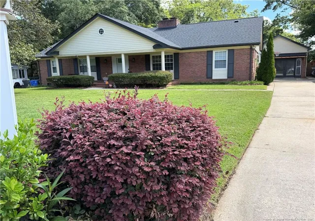 Photo 3 of Single family home for sale at 339 Colinwood Dr, Fayetteville, NC 28303 | MLS# 769166 | Listing updated on 2026-10-01