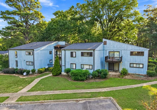 Photo 1 of Sale Pending at 5036 Flint Ridge Pl #5036, Raleigh, NC 27609 | MLS# 10193370 | Listing updated on 2026-09-24