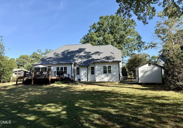 Photo 2 of Single family home for sale at 1404 Ivy Ln, Raleigh, NC 27609 | MLS# 10192290 | Listing updated on 2026-10-08