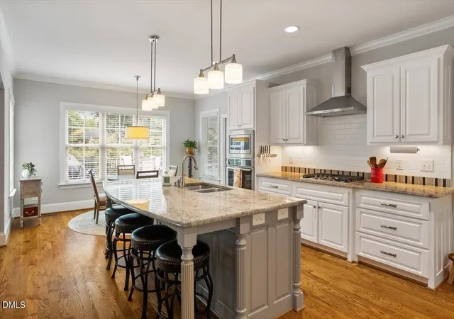Photo 3 of Single family home for sale at 1404 Ivy Ln, Raleigh, NC 27609 | MLS# 10192290 | Listing updated on 2026-10-08