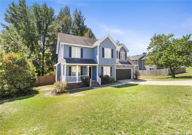 Photo 3 of Single family home for sale at 4129 Batesburg Dr, Hope Mills, NC 28348 | MLS# 768597 | Listing updated on 2026-10-01