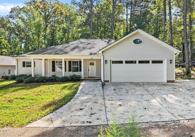 Photo 1 of Single family home for sale at 857 Running Cedar Trl, Sanford, NC 27332 | MLS# 10192320 | Listing updated on 2026-09-11
