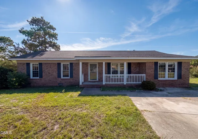 Single family home for sale at 3311 Woodmere Ct, Hope Mills, NC 28348 | MLS# 10192348