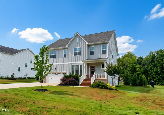 Photo 3 of Single family home for sale at 249 Lily Oak Dr, Rolesville, NC 27571 | MLS# 10192457 | Listing updated on 2026-09-30