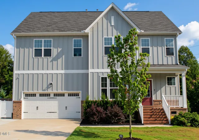 Photo 3 of Single family home for sale at 249 Lily Oak Dr, Rolesville, NC 27571 | MLS# 10192457 | Listing updated on 2026-09-30