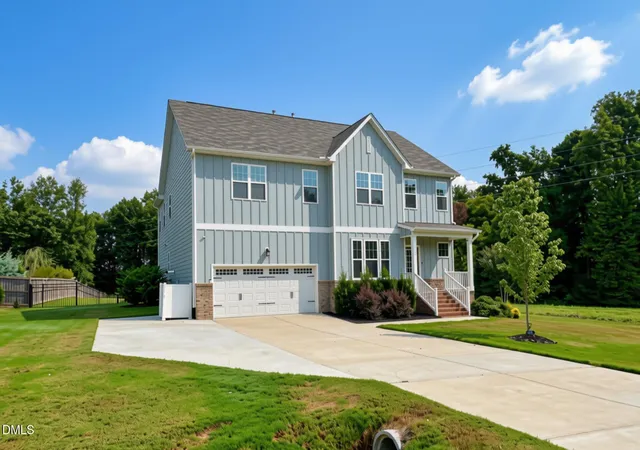 Photo 4 of Single family home for sale at 249 Lily Oak Dr, Rolesville, NC 27571 | MLS# 10192457 | Listing updated on 2026-09-30