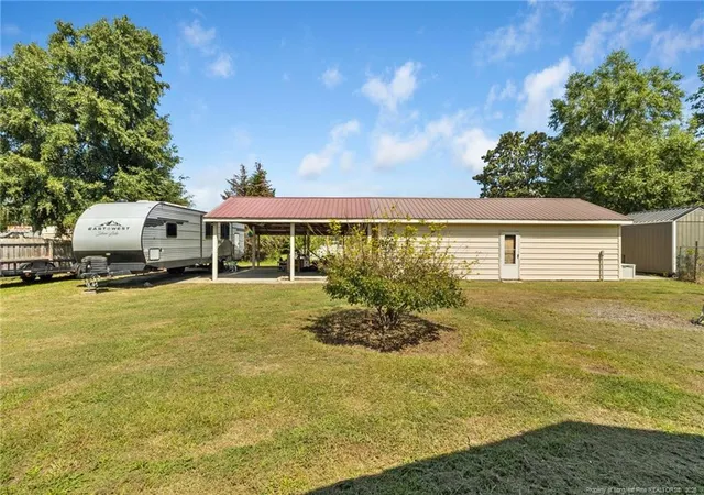 Photo 44 of Single family home for sale at 410 W Mclean St, Saint Pauls, NC 28384 | MLS# 768981 | Listing updated on 2026-10-07