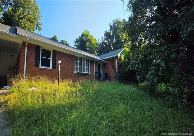 Photo 1 of Sale Pending at 213 Andover Rd, Fayetteville, NC 28311 | MLS# 769220 | Listing updated on 2026-09-18