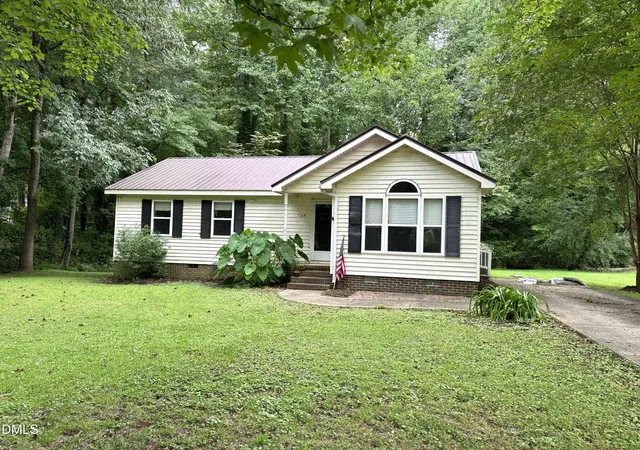 Photo 1 of Single family home for sale at 709 N Fir Ave, Siler City, NC 27344 | MLS# 10192529 | Listing updated on 2026-09-14