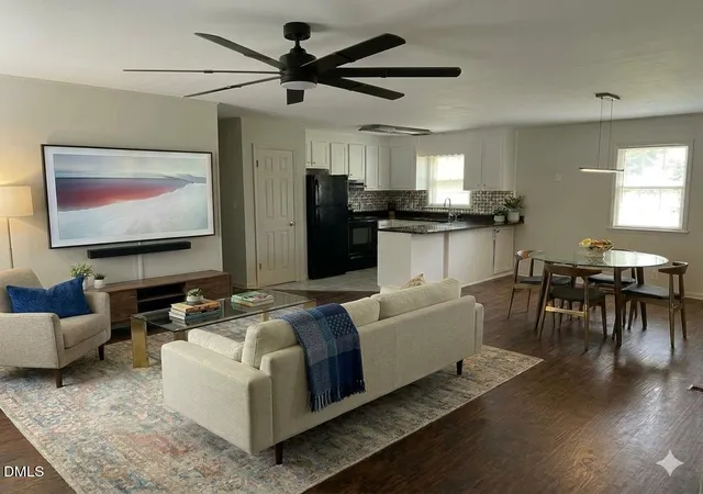 Photo 3 of Single family home for sale at 25 E North St, Angier, NC 27501 | MLS# 10192432 | Listing updated on 2026-09-30