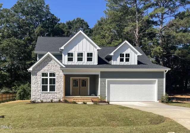 Photo 1 of Single family home for sale at 131 Whispering Mdws Ln, Pittsboro, NC 27312 | MLS# 10194484 | Listing updated on 2026-10-03