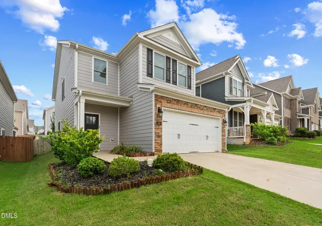 Photo 3 of Single family home for sale at 440 Flt Riv Run, Hillsborough, NC 27278 | MLS# 10192455 | Listing updated on 2026-09-19