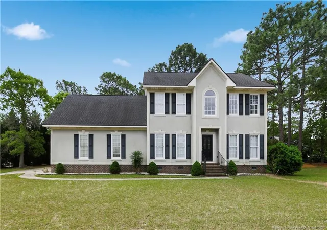 Photo 2 of Single family home for sale at 811 Retriever Ct, Fayetteville, NC 28311 | MLS# 769011 | Listing updated on 2026-09-21
