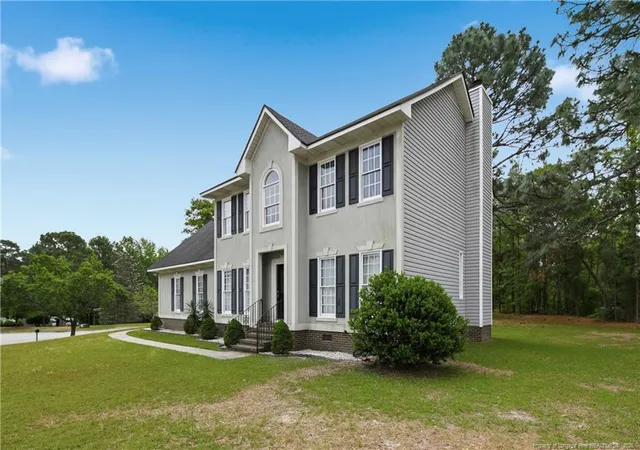 Photo 3 of Single family home for sale at 811 Retriever Ct, Fayetteville, NC 28311 | MLS# 769011 | Listing updated on 2026-09-21