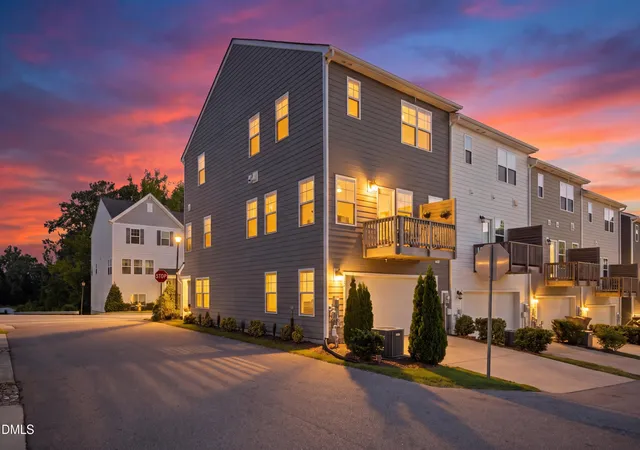 Photo 2 of Townhouse for sale at 120 Daisy Meadow Ln, Wake Forest, NC 27587 | MLS# 10193568 | Listing updated on 2026-09-21