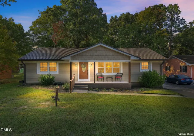 Photo 1 of Single family home for sale at 1810 W Front St, Burlington, NC 27215 | MLS# 10192587 | Listing updated on 2026-10-01