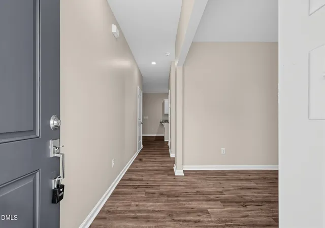 Photo 2 of Single family home for sale at 129 Rolling Crk Cir, Clayton, NC 27520 | MLS# 10192559 | Listing updated on 2026-09-14