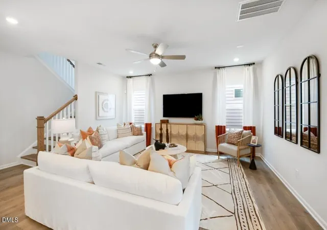 Photo 3 of Single family home for sale at 1004 Winter Hvn Dr, Knightdale, NC 27545 | MLS# 10192584 | Listing updated on 2026-09-29