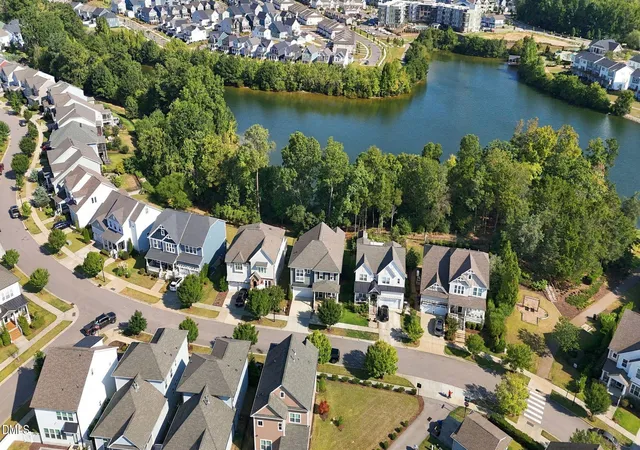 Photo 3 of Sale Pending at 609 Lake Holding St, Wake Forest, NC 27587 | MLS# 10192782 | Listing updated on 2026-09-23