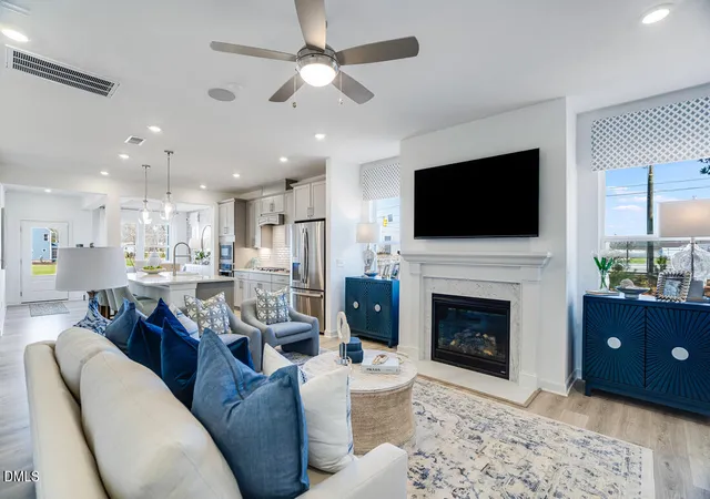 Photo 3 of Single family home for sale at 1000 Winter Hvn Dr, Knightdale, NC 27545 | MLS# 10192627 | Listing updated on 2026-09-21