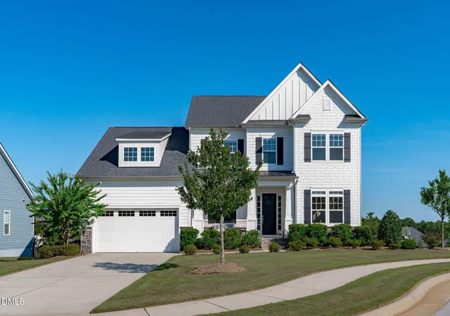 Photo 1 of Single family home for sale at 205 Evanview Ct, Apex, NC 27523 | MLS# 10193328 | Listing updated on 2026-10-06