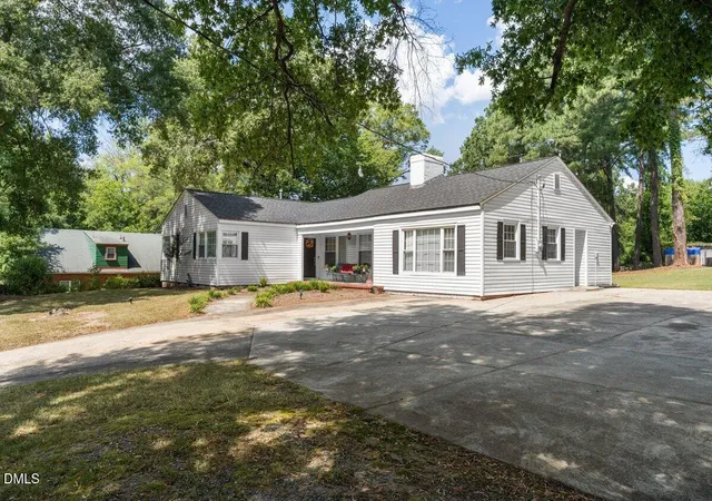 Photo 3 of Single family home for sale at 2605 Holloway St, Durham, NC 27703 | MLS# 10193153 | Listing updated on 2026-09-23