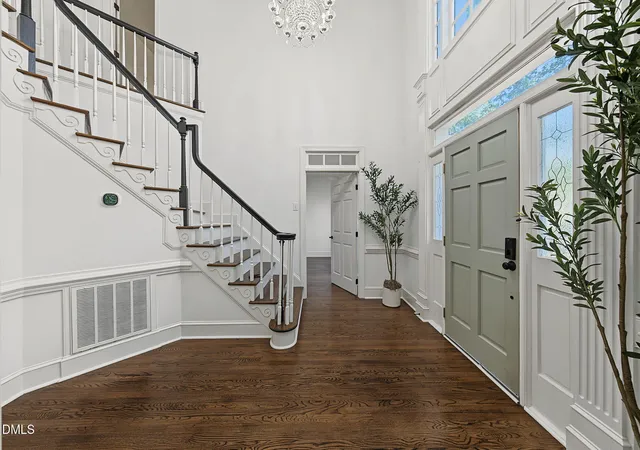 Photo 3 of Single family home for sale at 3320 Buck Run Trl, Wake Forest, NC 27587 | MLS# 10193077 | Listing updated on 2026-09-20