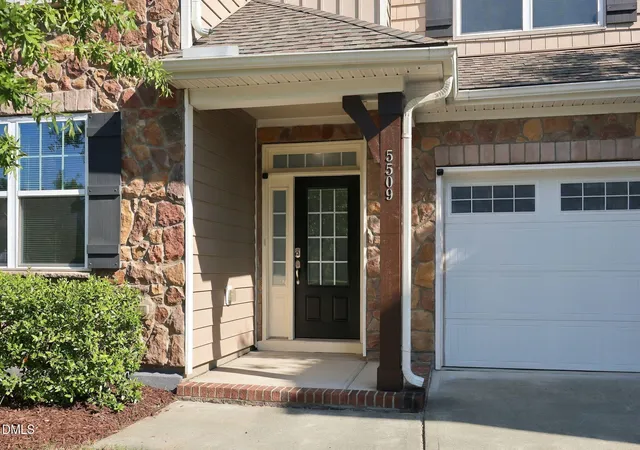 Photo 3 of Single family home for sale at 5509 Teversham Way, Cary, NC 27519 | MLS# 10193692 | Listing updated on 2026-09-24