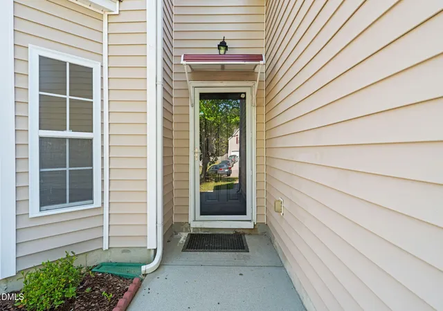 Photo 3 of Single family home for sale at 3207 Geary Trl, Raleigh, NC 27610 | MLS# 10193495 | Listing updated on 2026-09-20