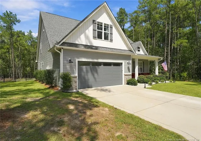 Photo 3 of Single family home for sale at 29801 Peach Orchard Rd, Wagram, NC 28396 | MLS# 769317 | Listing updated on 2026-09-29