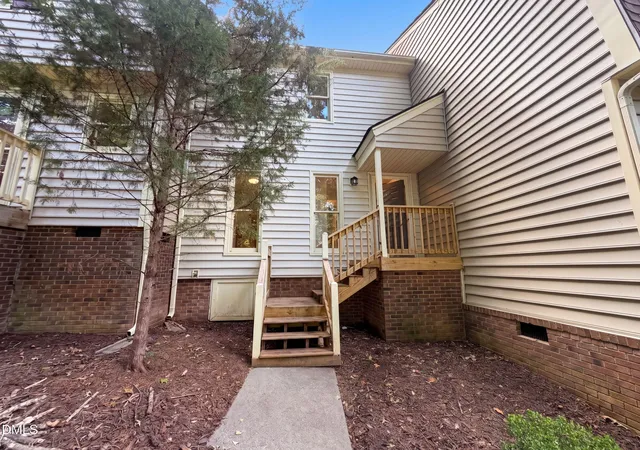 Photo 1 of Sale Pending at 6420 English Oaks Dr, Raleigh, NC 27615 | MLS# 10192675 | Listing updated on 2026-10-07