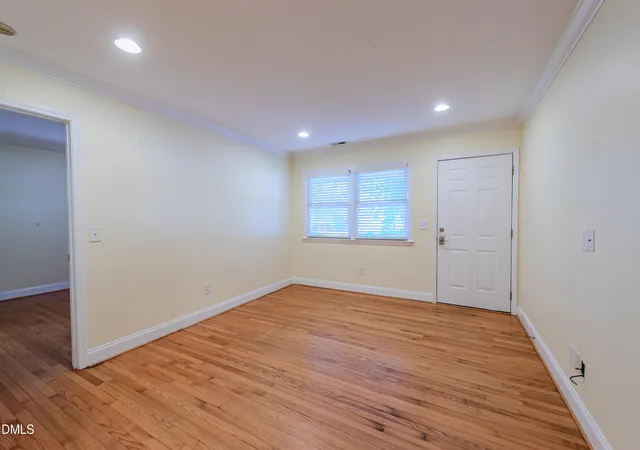 Photo 4 of Condo for sale at 531 Smith Level Rd #531, Chapel Hill, NC 27516 | MLS# 10193453 | Listing updated on 2026-09-18