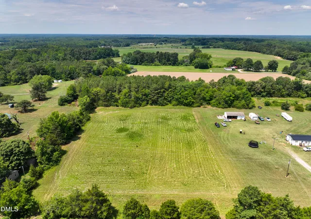 Photo 4 of Sale Pending at 1199 Ridgeway Warrenton Rd, Norlina, NC 27563 | MLS# 10192914 | Listing updated on 2026-09-18