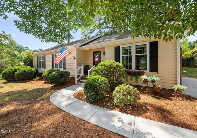 Photo 2 of Single family home for sale at 6421 Wynbrook Way, Raleigh, NC 27612 | MLS# 10193524 | Listing updated on 2026-09-23