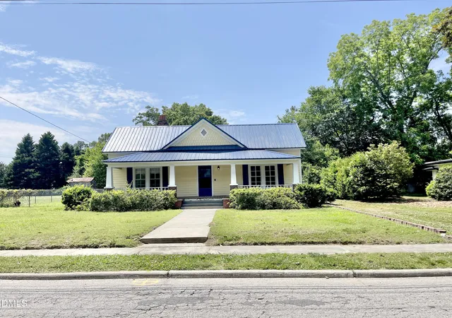 Photo 1 of Single family home for sale at 3980 Wendell Blvd, Wendell, NC 27591 | MLS# 10192700 | Listing updated on 2026-09-29
