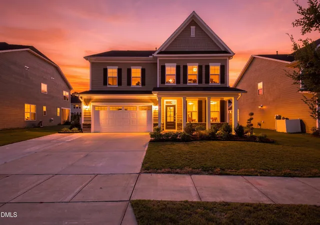 Photo 2 of Single family home for sale at 321 Toadstool Trl, Wake Forest, NC 27587 | MLS# 10194059 | Listing updated on 2026-10-07