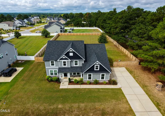 Photo 2 of Single family home for sale at 22 Pond Mountain Dr, Clayton, NC 27520 | MLS# 10193126 | Listing updated on 2026-09-18
